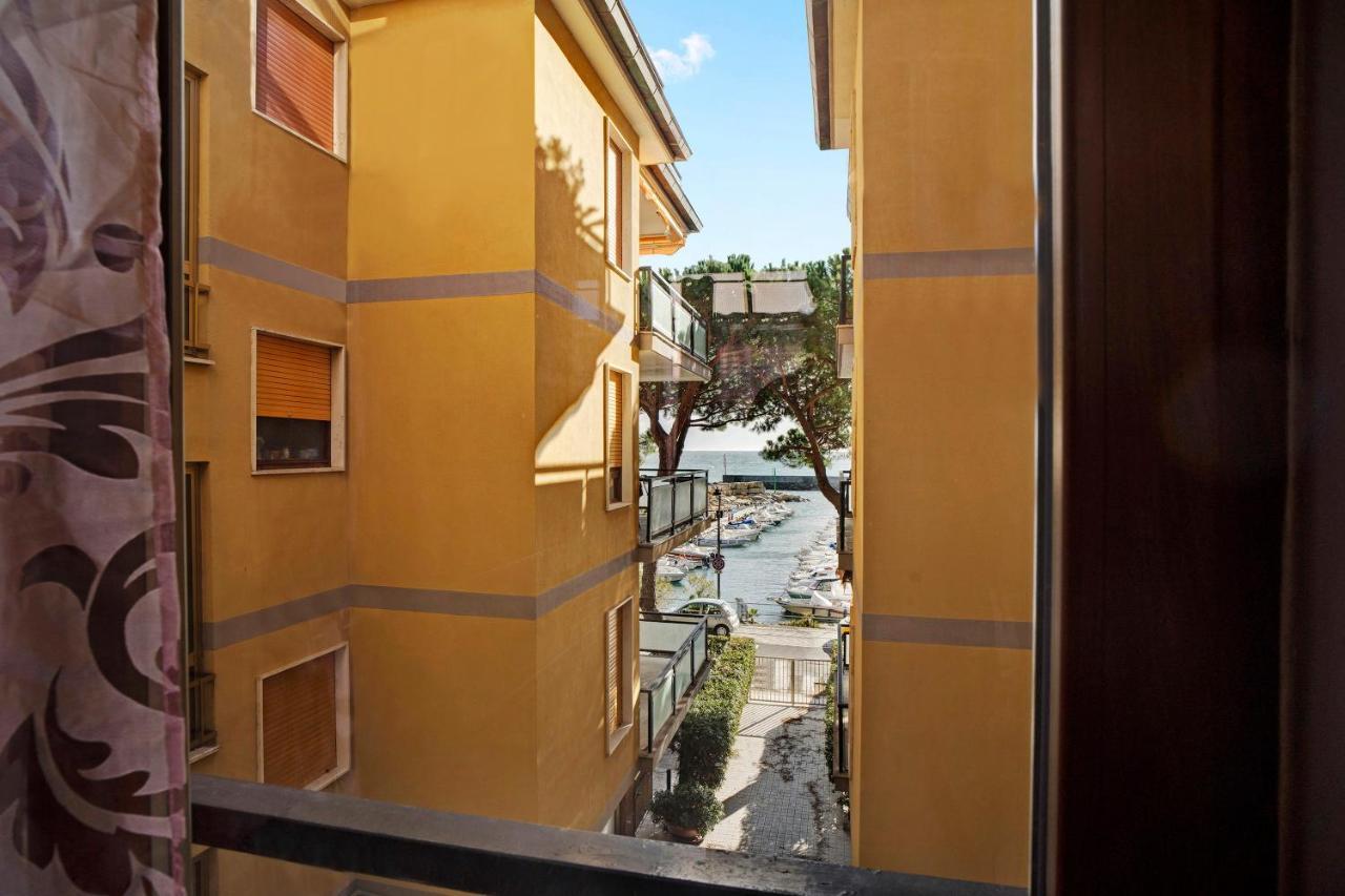 Casa Laura Elena Apartment ซานบาร์โตโลเมโอ อัล มาเร ภายนอก รูปภาพ