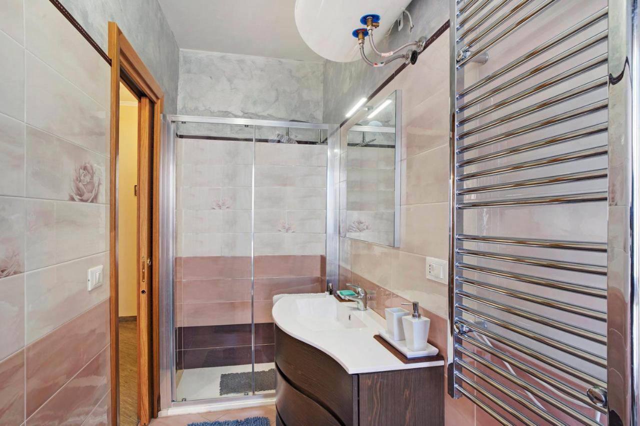 Casa Laura Elena Apartment ซานบาร์โตโลเมโอ อัล มาเร ภายนอก รูปภาพ