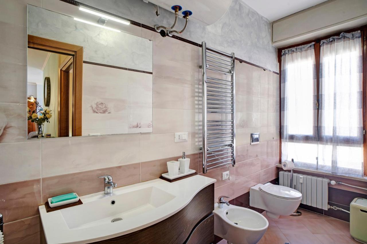 Casa Laura Elena Apartment ซานบาร์โตโลเมโอ อัล มาเร ภายนอก รูปภาพ